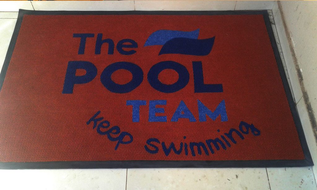 the poool team logo mat